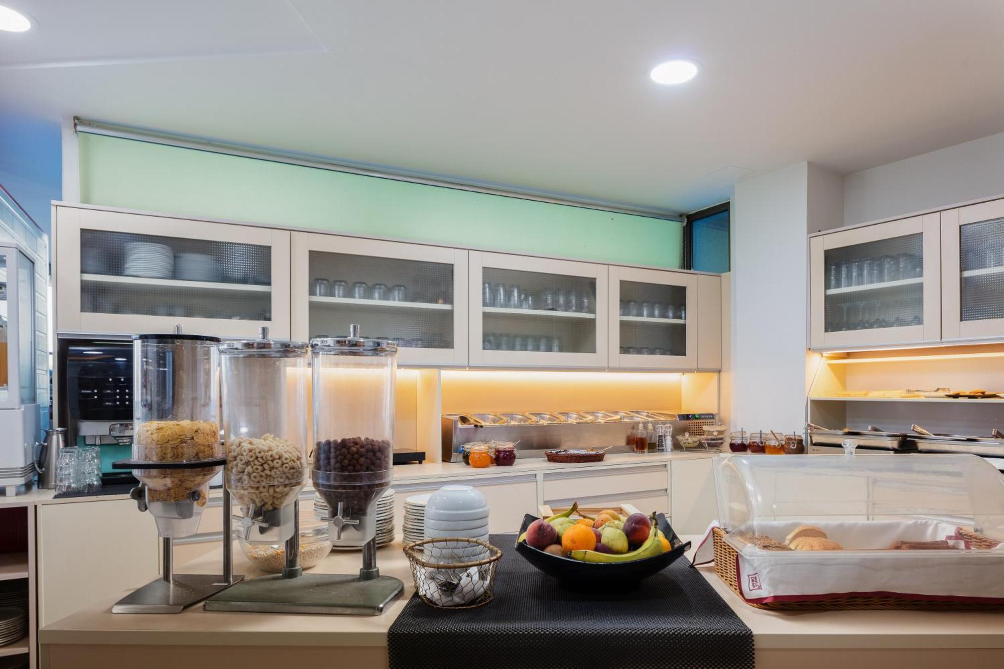 Steris Elegant Beach Hotel & Apartments Rethymno  Ngoại thất bức ảnh