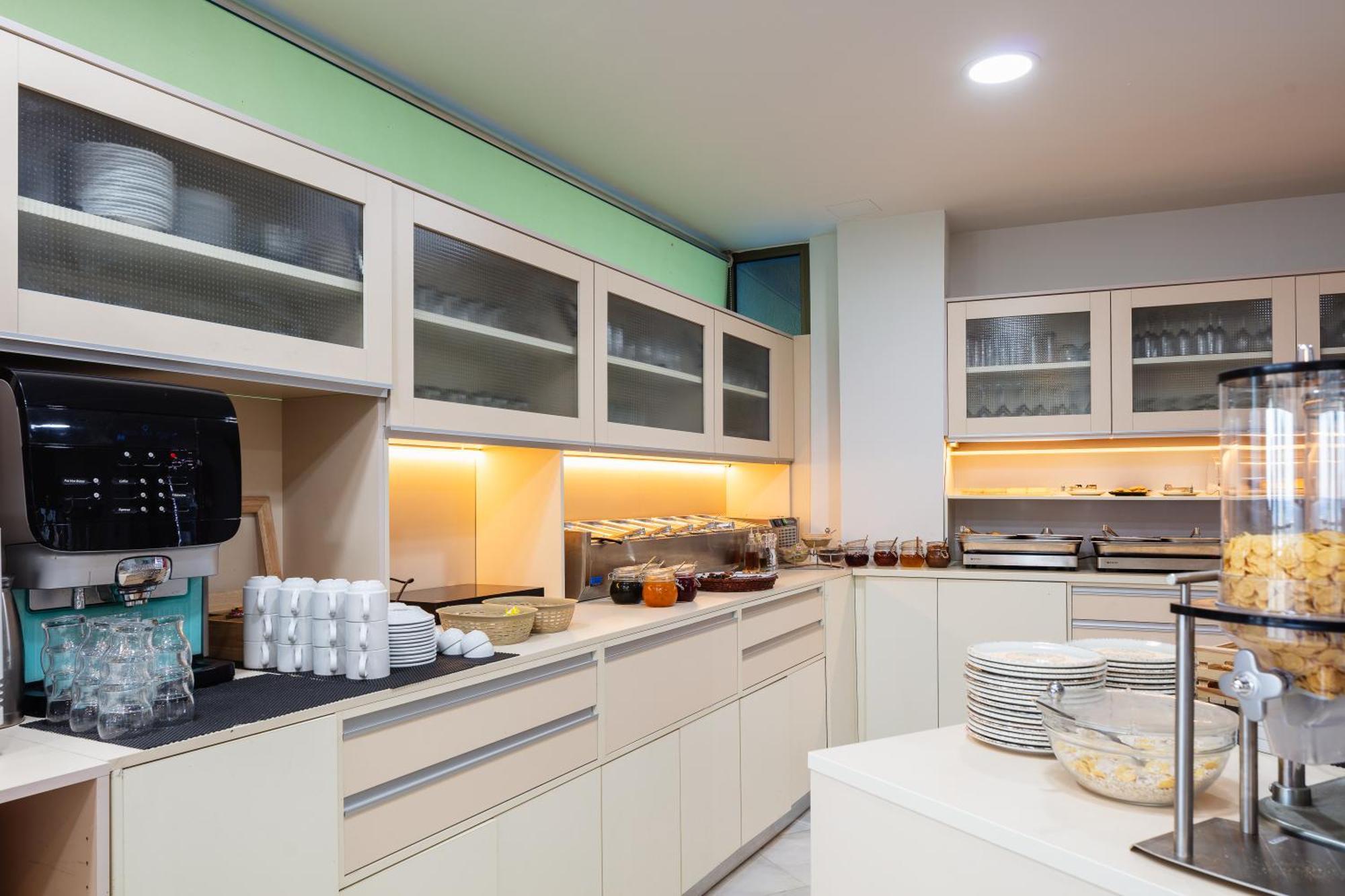Steris Elegant Beach Hotel & Apartments Rethymno  Ngoại thất bức ảnh
